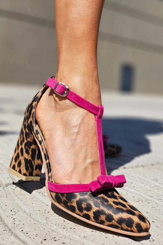 31 Leontina | Sandalias verdes con estampado de leopardo y acento de color