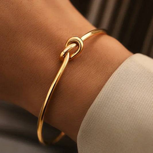 Elin – Bracciale con Nodo Firmato