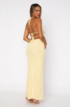 ABITO HALTER MIDI CON VOLANT