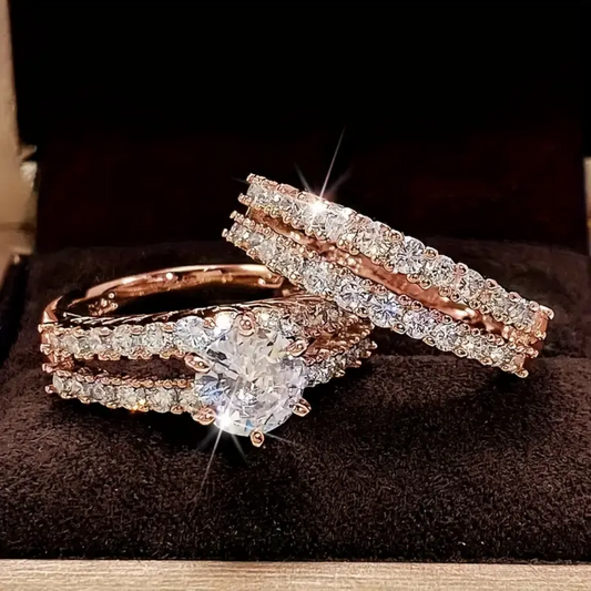 Lea - Set di Anelli con Splendente Lucentezza in Oro 18k