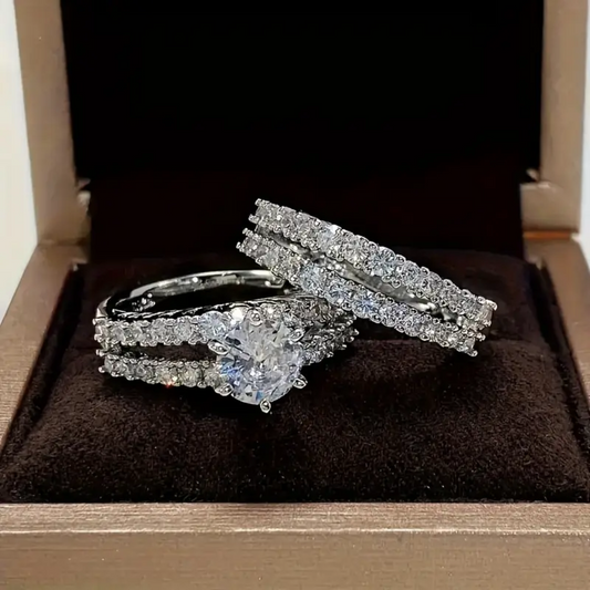Lea - Set di Anelli con Splendente Lucentezza in Oro 18k