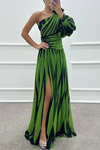 Shiloh - Vestito Maxi Elegante a Righe con Spalla Scoperta