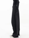 Emilia – Pantalone Avant-Garde