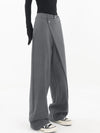 Emilia – Pantalone Avant-Garde