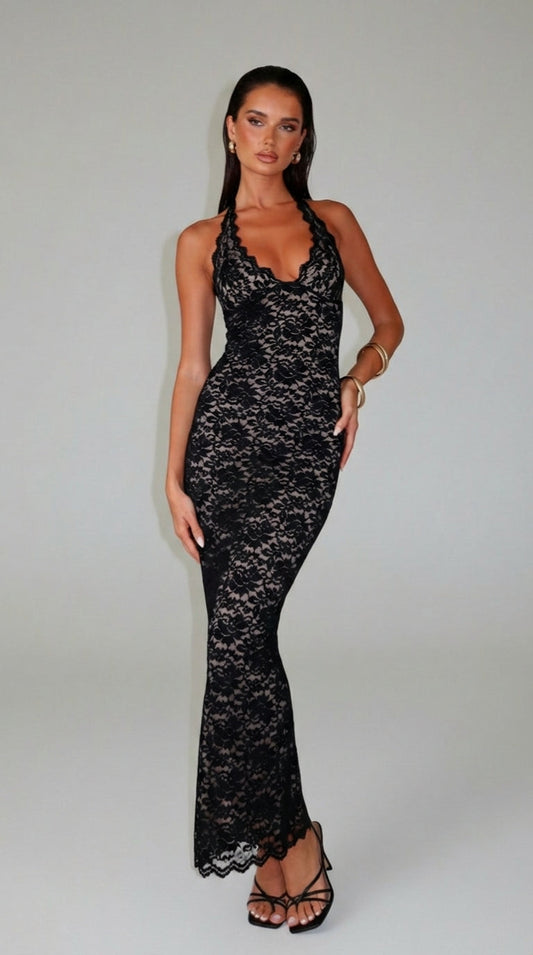 ABITO LUNGO IN PIZZO HALTER