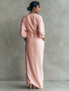 Abito Maxi Minimalista Scollo V in Lino Rosa per Donne