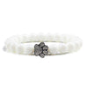 Bracciale con zampa decorato con perline di pietre naturali