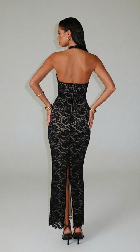 ABITO LUNGO IN PIZZO HALTER