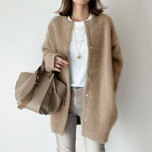 Sila | Cardigan Elegante con Design Classico