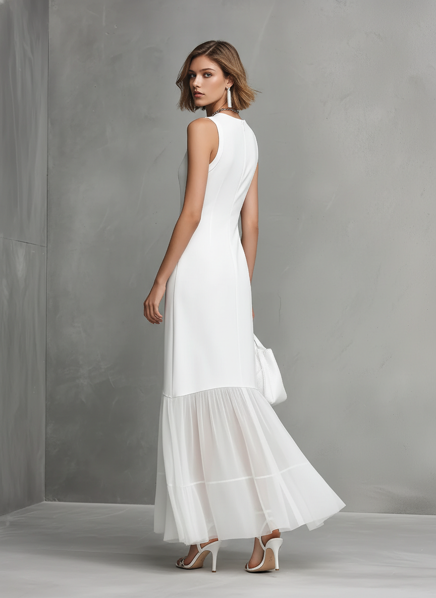 Elegante Abito Senza Maniche Bianco da Donna con Seta di Latte e Pannelli in Chiffon