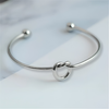 Elin – Bracciale con Nodo Firmato