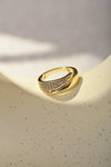 Elegante Anello d'Oro con Pietre Brillanti (1+1 GRATIS)