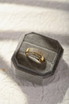 Elegante Anello d'Oro con Pietre Brillanti (1+1 GRATIS)