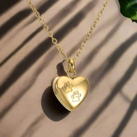 Collana commemorativa con ciondolo a forma di cuore e zampa