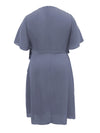 Daria™ – Abito Chiffon Taglie Forti con Scollo a V & Volant