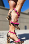 31 Leontina | Sandalias verdes con estampado de leopardo y acento de color