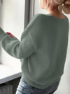 Maglia Soffice con Scollo a V e Spalla Scesa