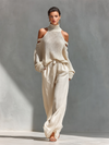 Completo Top Collo Alto Spalle Scoperte in Maglia Beige & Pantaloni Gamba Larga