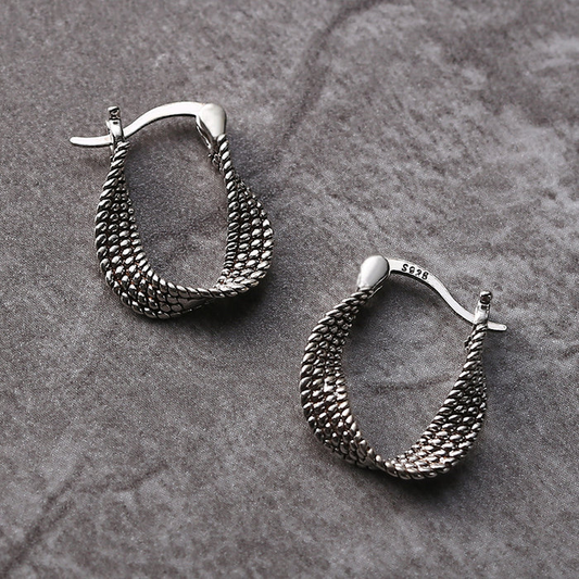 Orecchini Asimmetrici Chic in Argento