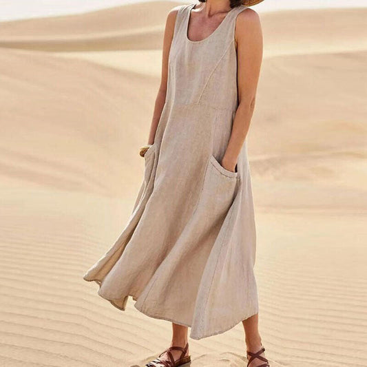 18 Isla | Elegant Dress with Pockets