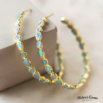 Orecchini Hoops in Oro con Opale Blu Vintage